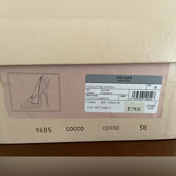 Prada for Neiman Marcus 100th Anniversary Crocodile Pumps Size 38 Retail $4,500 - Picture 4 of 16